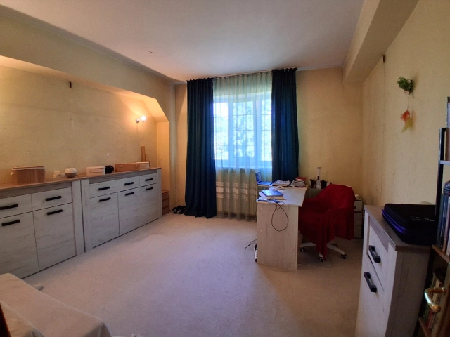 Apartament 5 camere - Bucium