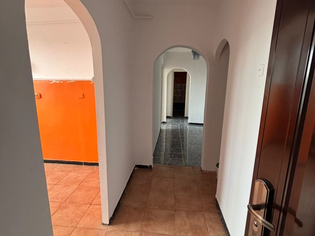 Apartament 3 camere - Alexandru cel Bun