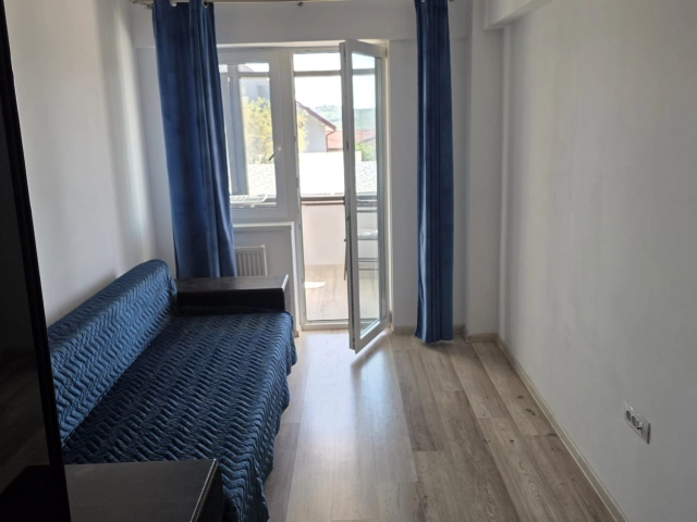 Apartament 3 camere - Popas Pacurari