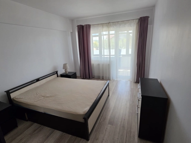 Apartament 3 camere - Popas Pacurari