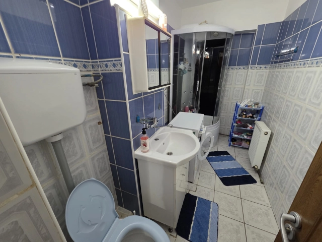 Apartament 3 camere - Dacia