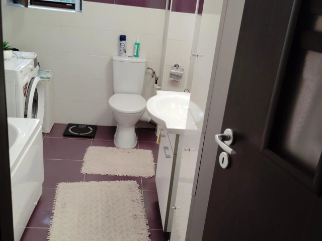 Apartament 3 camere - Bucium