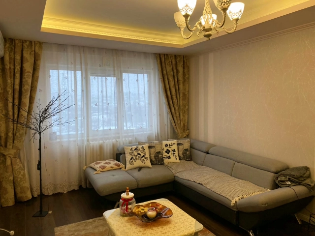 Apartament 3 camere - Mircea cel Batran