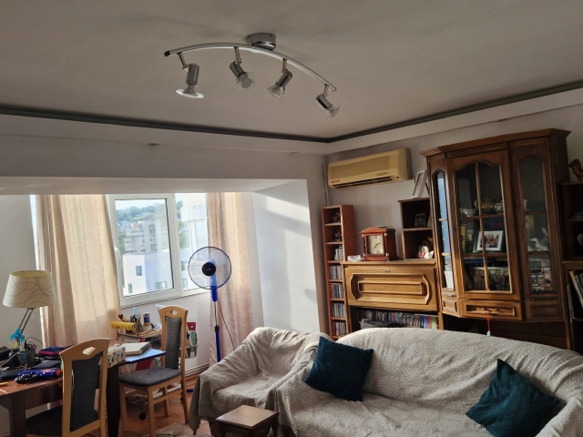 Apartament 4 camere - Gara