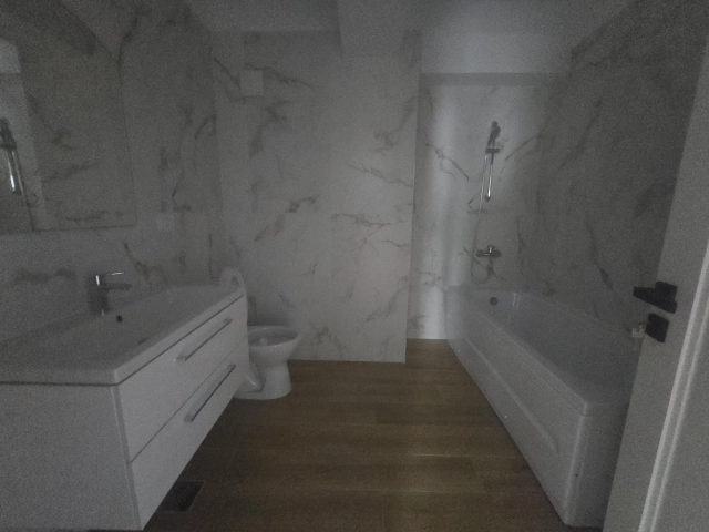 Apartament 3 camere - Popas Pacurari