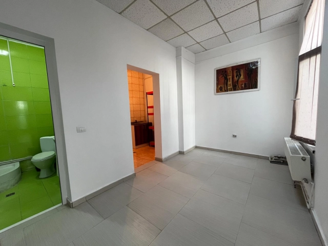 Apartament 0 camere - Centru