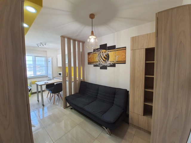 Apartament 2 camere - Centru