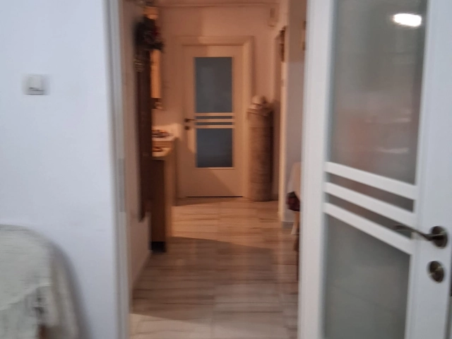 Apartament 3 camere - Tudor Vladimirescu