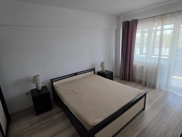 Apartament 3 camere - Popas Pacurari