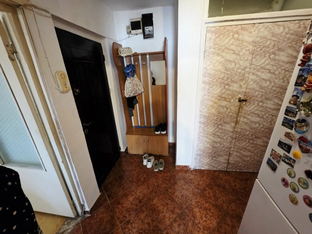 Apartament 3 camere - Alexandru cel Bun