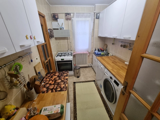 Apartament 3 camere - Tatarasi