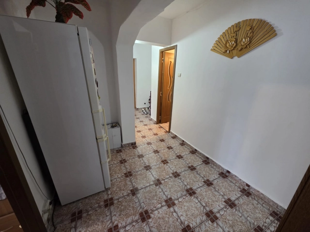 Apartament 3 camere - Dacia