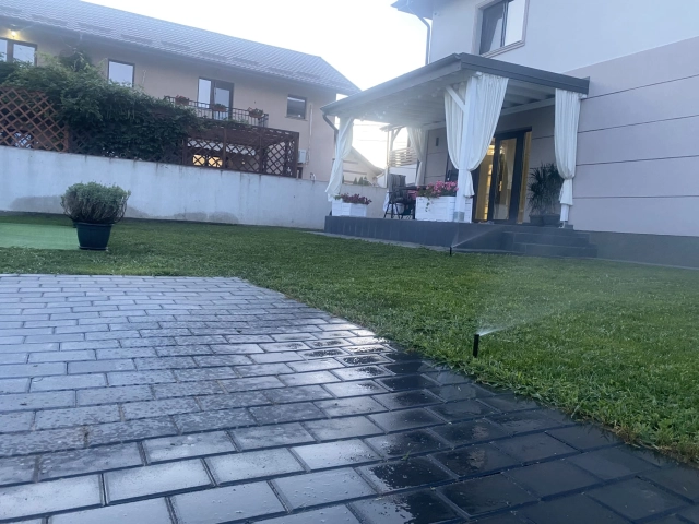Apartament 5 camere - Breazu