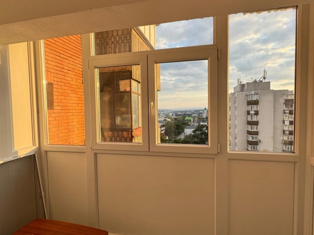 Apartament 3 camere - Centru