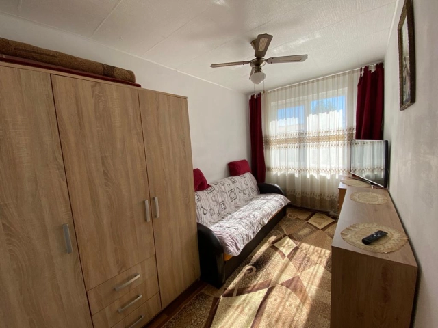 Apartament 3 camere - Podu Ros