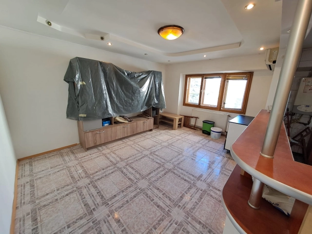 Apartament 3 camere - Pacurari
