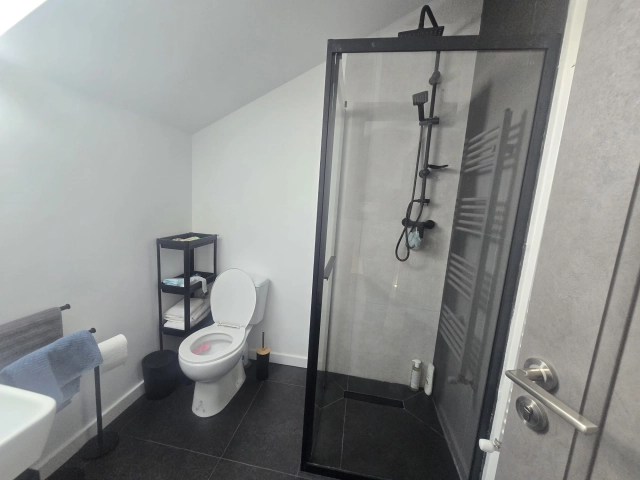 Apartament 4 camere - Popas Pacurari