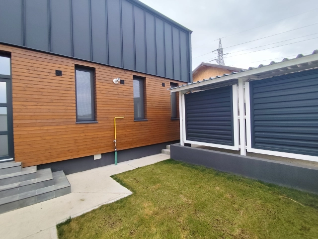Apartament 4 camere - Miroslava