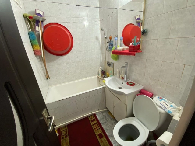 Apartament 3 camere - Podu Ros
