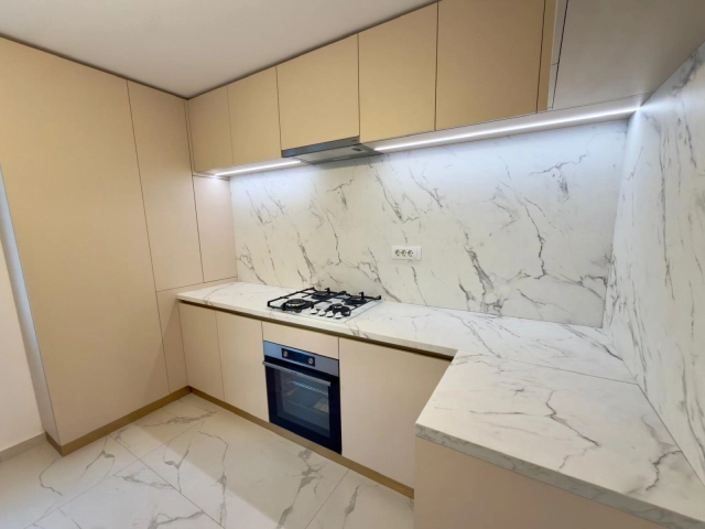 Apartament 3 camere - Bucium