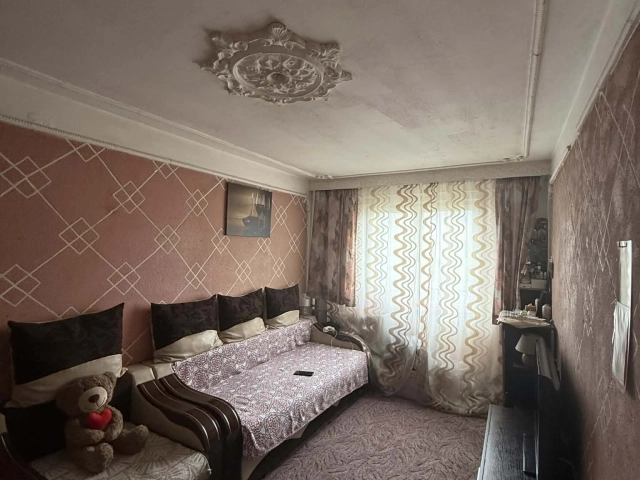 Apartament 3 camere - Podu Ros