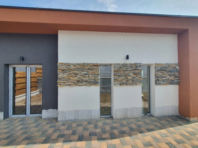 Apartament 3 camere - Valea Adanca