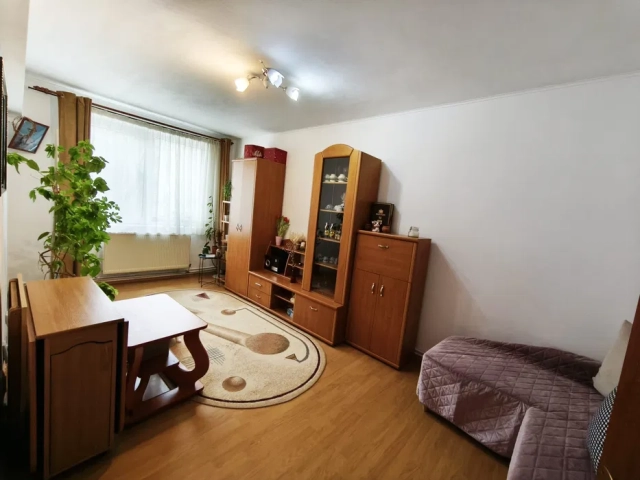 Apartament 3 camere - Nicolina