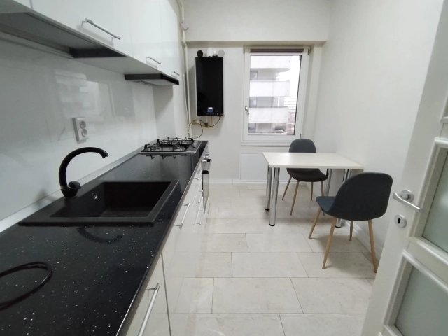 Apartament 3 camere - Copou