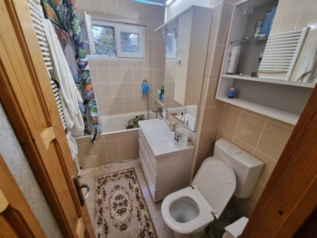 Apartament 3 camere - Tatarasi