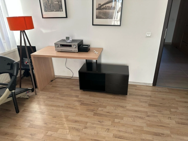 Apartament 2 camere - Podul de Fier