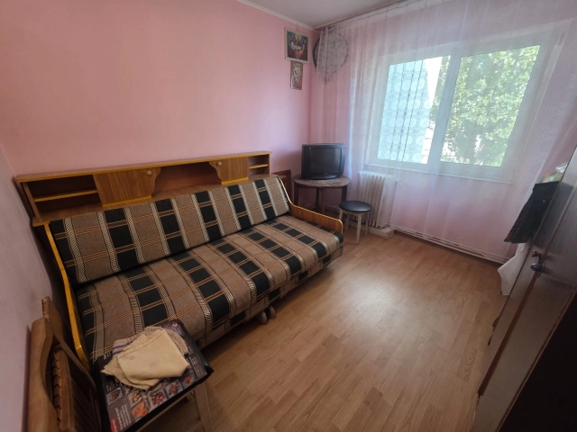 Apartament 3 camere - Alexandru cel Bun