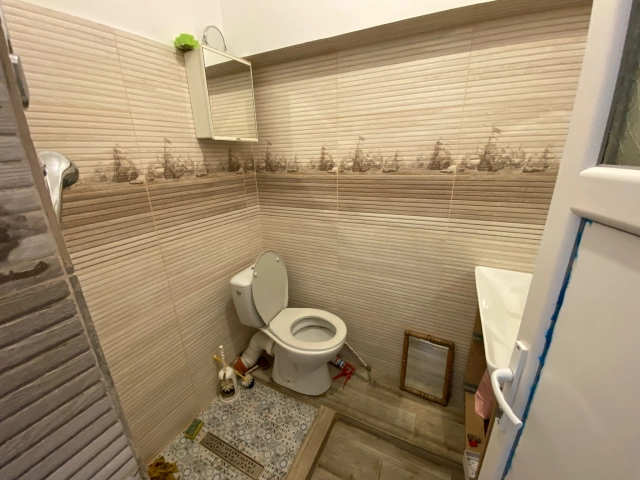Apartament 5 camere - Miroslava
