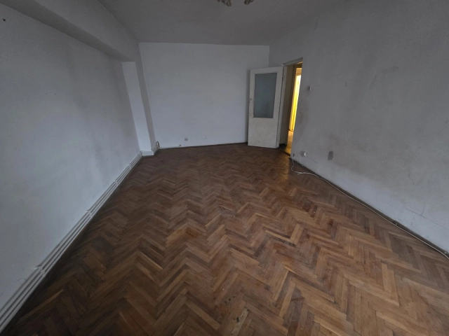 Apartament 3 camere - Dacia