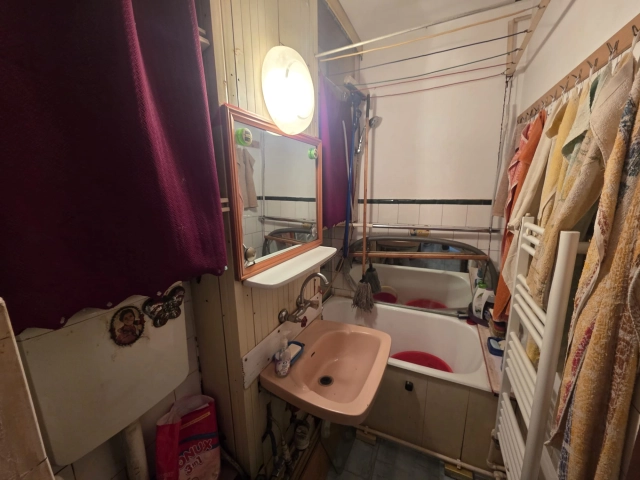 Apartament 3 camere - Alexandru cel Bun