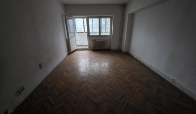 Apartament de vanzare 3 camere Dacia 161663