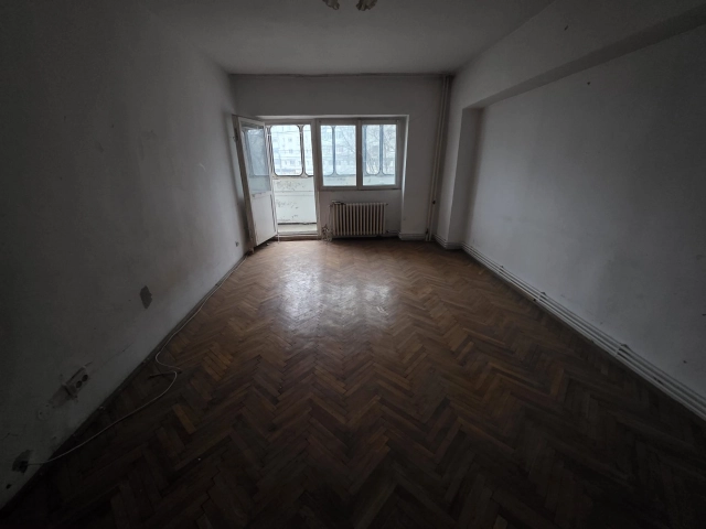 Apartament 3 camere - Dacia