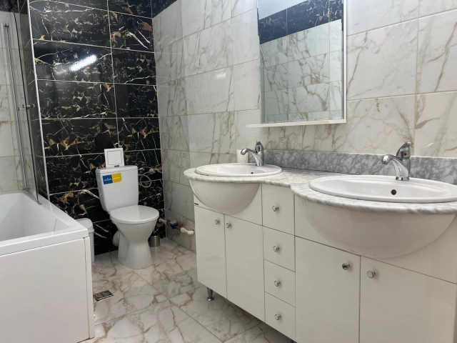 Apartament 3 camere - Tudor Vladimirescu