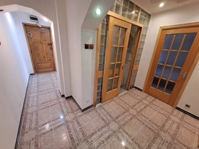 Apartament 3 camere - Pacurari