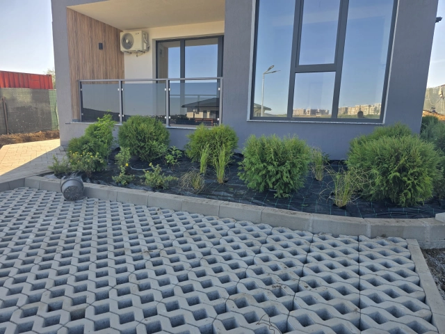 Apartament 3 camere - Rediu