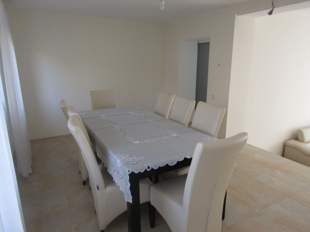 Apartament 6 camere - Barnova