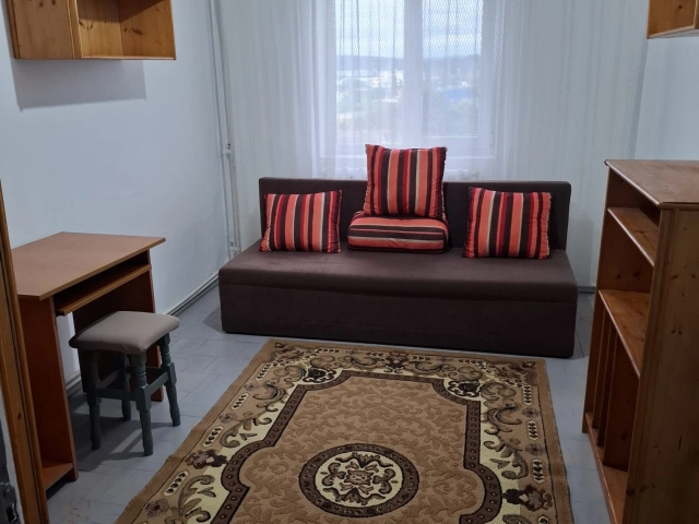 Apartament 3 camere - Tudor Vladimirescu