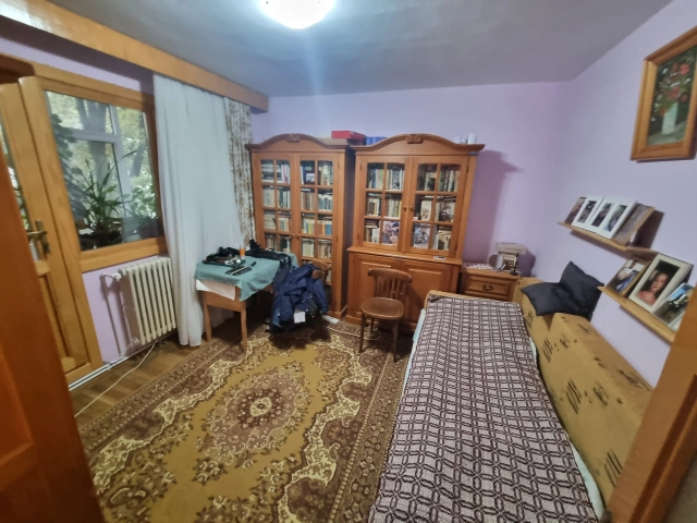Apartament 3 camere - Tatarasi