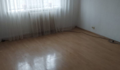 Apartament de vanzare, 3 camere Canta 160950