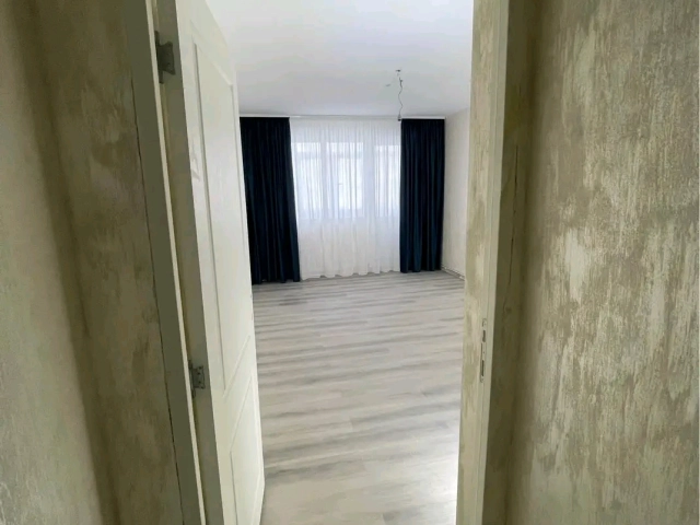 Apartament 3 camere - Alexandru cel Bun