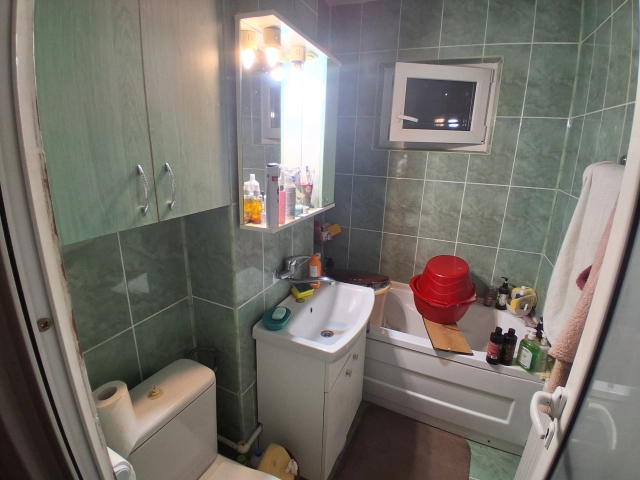 Apartament 3 camere - Pacurari