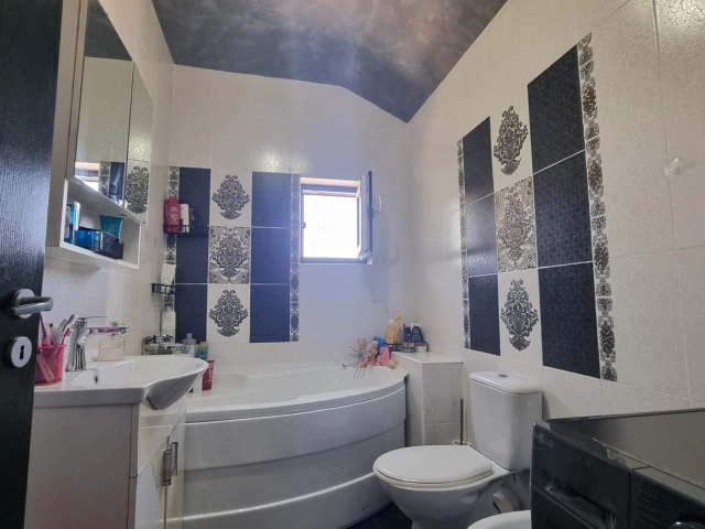 Apartament 3 camere - Visani