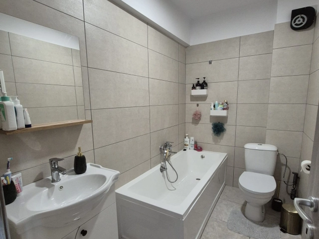 Apartament 3 camere - Visani