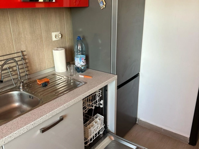 Apartament 2 camere - Podul de Fier