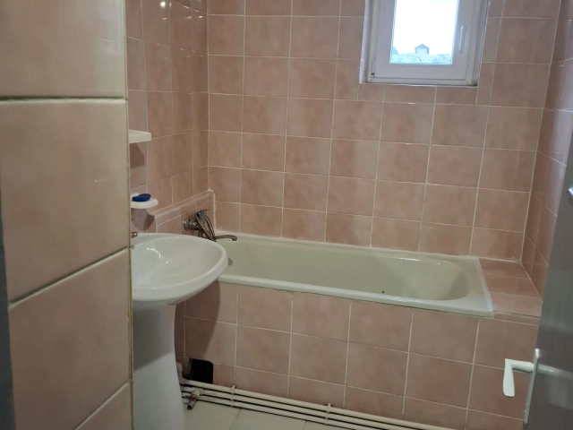 Apartament 3 camere - Tudor Vladimirescu