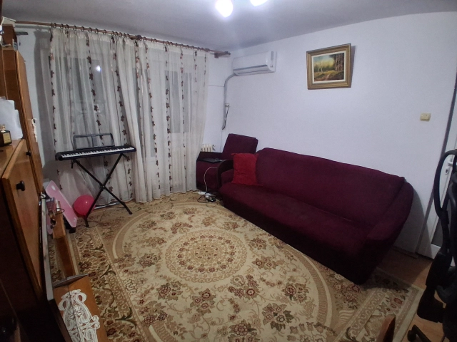 Apartament 3 camere - Pacurari